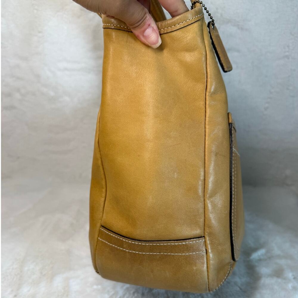 y2k Coach Legacy Tan Ergo Hobo Shoulder Bag - Picture 4 of 9